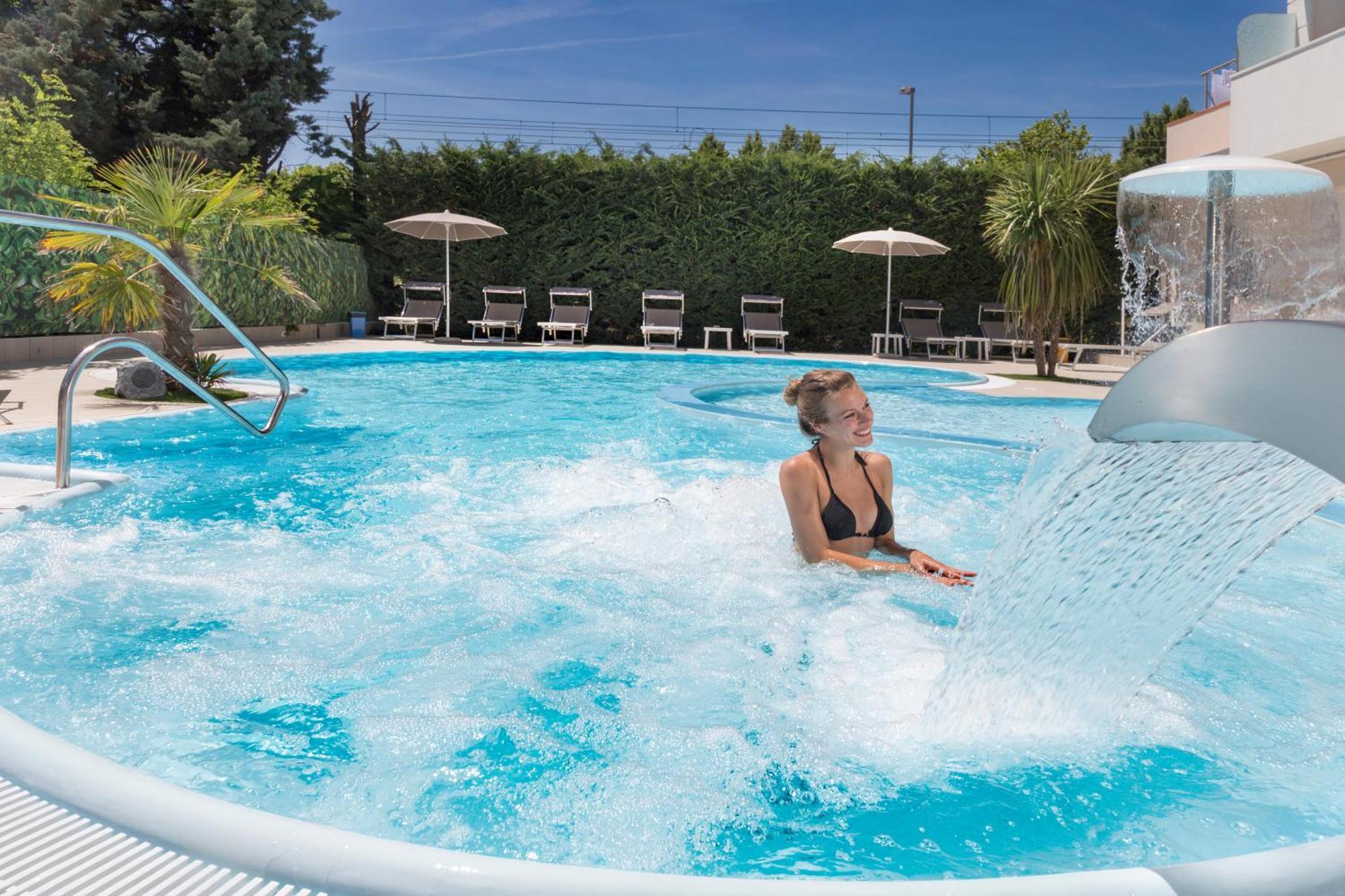 Hotel Bella Igea Bellaria-Igea Marina Exteriör bild